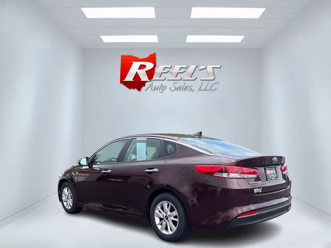 2017 Kia Optima - 5XXGT4L36HG138509 - Image #34