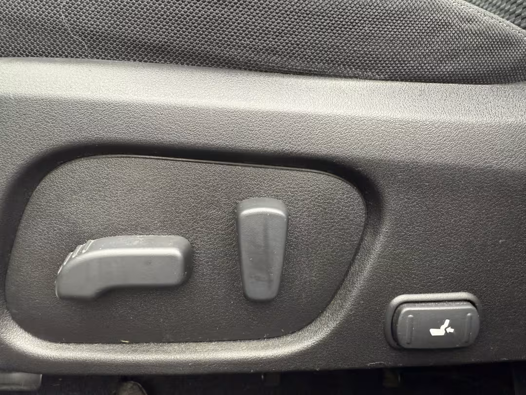 2015 Subaru Forester - JF2SJADC9FH447132 - Image #7